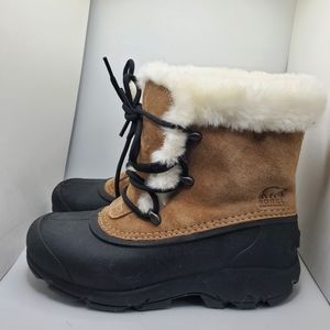 New Kid Sorel Fur Lined Boots